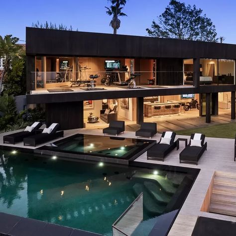 Beautiful blacked out mansion in Beverly Hills lists for $20 Million 4 Beds 6 Baths #fyp Mansion In Beverly Hills, Luxury Mansions, Mansions Luxury, Bad Guy, 4 Beds, Beverly Hills, Mansion, Around The Worlds, Bath