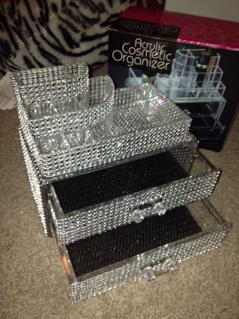 DIY ~:~ Rhinestone Bling Acrylic Cosmetic Organizer ~:~ But you could glue on any notions that you find and like that fit. Diy Bling, Kitchens Cabinets, Acrylic Organizer Makeup, Makeup Organization Vanity, Bling Crafts, Vanity Organization, Glam Room, Diy Rhinestone, Lipstick Holder