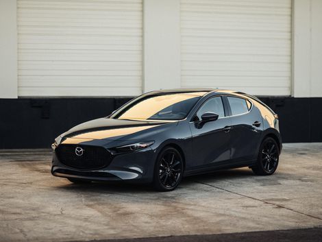 The 2020 Mazda3 is a piece of art - Roadshow Mazda Hatchback, Mazda 3 Sedan, Mazda 3 Sport, Mazda 3 Hatchback, Mazda Mazda3, Mazda Cars, Kia Motors, Cars Usa, Mazda Miata