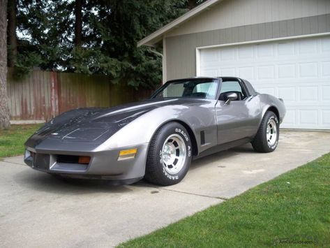 1982 C3 Corvette | Image Gallery & Pictures 1982 Corvette, Corvette Summer, C3 Corvette, Opel Gt, Corvette C3, Mako Shark, Car Guide, Classic Corvette, Cars Usa