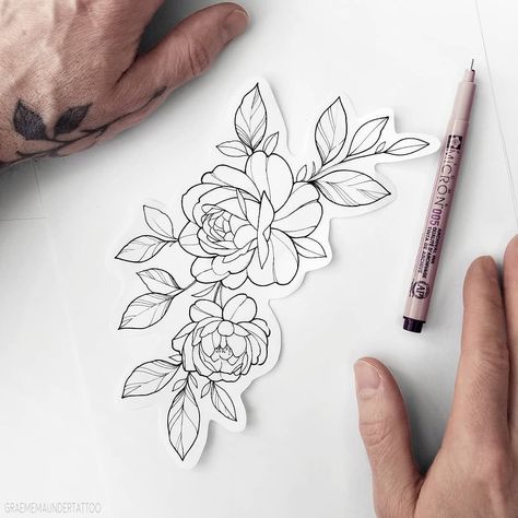 Tato Geometris, Rosen Tattoo Frau, Tato Tradisional, Tato Flash, Rose Simple, Tato Paha, Rose D, Meaningful Tattoos For Women, Small Flower Tattoos