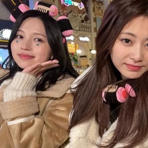 mina ,tzuyu y chaeyoung icons Twice Mina And Tzuyu, Tzuyu And Mina, Mina And Tzuyu, Tzuyu And Sana, Mina Tzuyu, Chaeyoung Icons, Best Friend Match, Best Friend Couples, Twice Mina