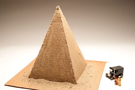 How to Build a Pyramid for a School Project Pyramid Project Ideas, Pyramid School Project, Diy Pyramid, Pyramid Project, Ancient Egypt Crafts, Egypt Lessons, Ancient Egypt Unit, Pyramid Model, Egypt Activities