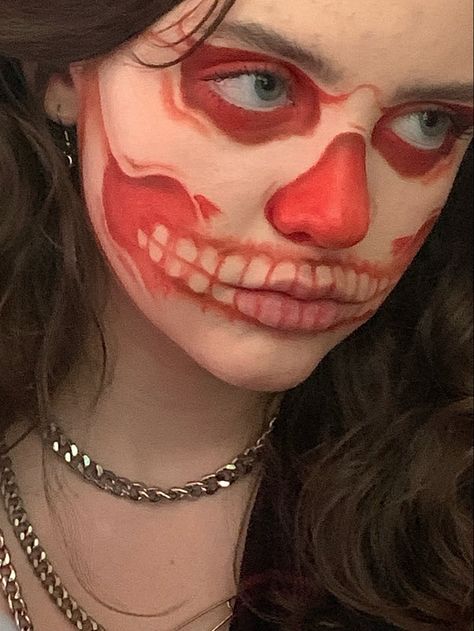 Insane Makeup Looks, Red Skeleton Makeup, Mask Makeup Halloween, Make Up Halloween Aesthetic, Red Skull Makeup, Red Halloween Makeup, Skeleton Face Makeup, Red Skeleton, Skull Face Paint