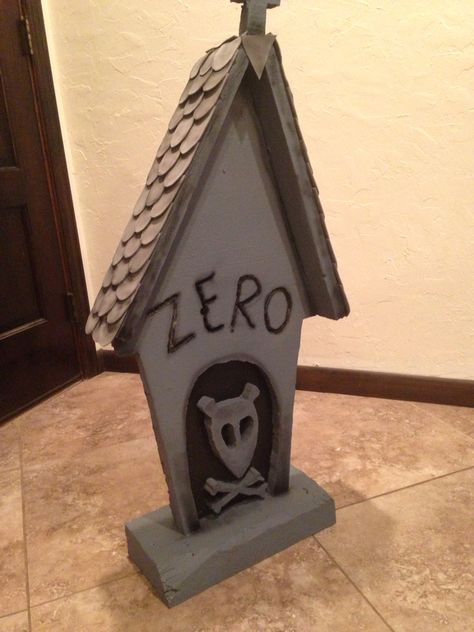 Zero Dog House Diy, How To Make Zero The Ghost Dog Diy, Zero Dog House, Zeros Dog House, Nightmare Before Christmas Zeros Dog House, Zero The Ghost Dog, Zero Dog, Pool Noodle Halloween, Nightmare Before Christmas Zero