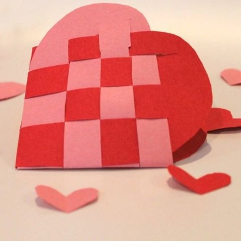 The BEST Valentine Box Ideas Kids Craft - Valentines Holders For Kids, Valentines Origami, Valentines Card Holder, Valentine Box Ideas, Diy Valentines Box, Valentines Diy Kids, Kids Valentine Boxes, Bee Valentine, Valentine Card Box