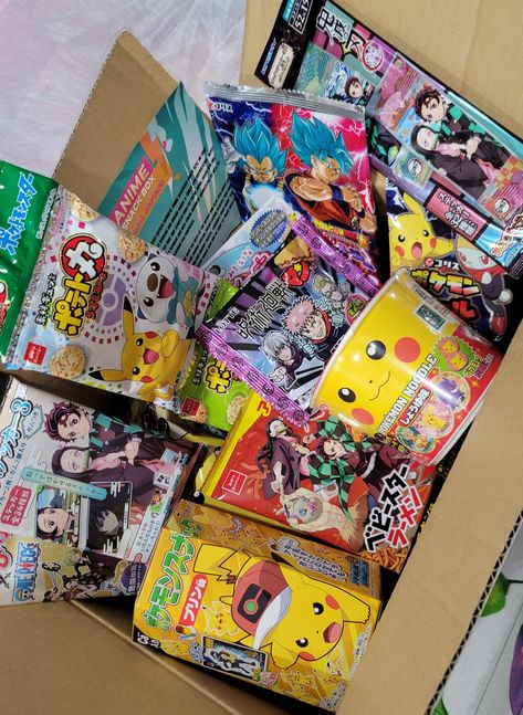 Chinese Snacks Packaging, Japan Food Snacks, Japan Snacks Aesthetic, Asian Snacks Aesthetic, Asian Food Packaging, Japanese Snacks Aesthetic, Rare Snacks, Japanese Snacks Packaging, Anime Snacks