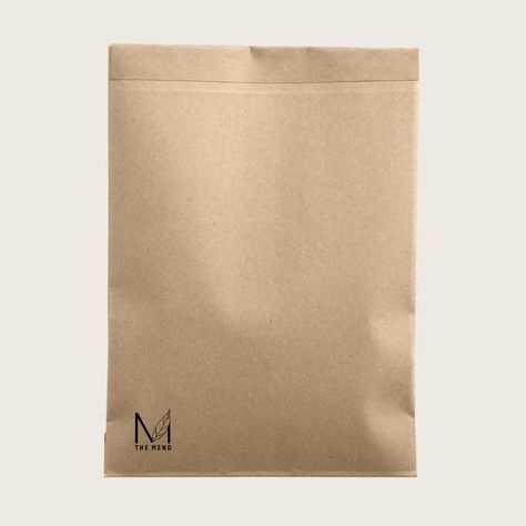 Recycled Paper Mailers are eco-friendly brown mailers and can be ordered in custom sizes with multi-color logo printings. These kraft paper mailers are ideal for very lightweight products such as apparel, beauty and cosmetics, and small electronics. Planet Order, Beauty And Cosmetics, Paper Boxes, Premium Packaging, Green Paper, Eco Friendly Paper, Color Logo, Paper Packaging, Sustainable Packaging