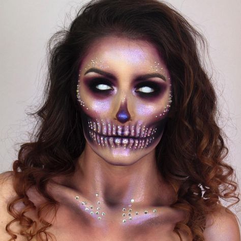 5,357 Likes, 63 Comments - •Giulianna Maria• (@giuliannaa) on Instagram: “✨Glam Skull✨ LINK IN BIO FOR TUTORIAL! What other Halloween looks or themed skulls do you wanna…”