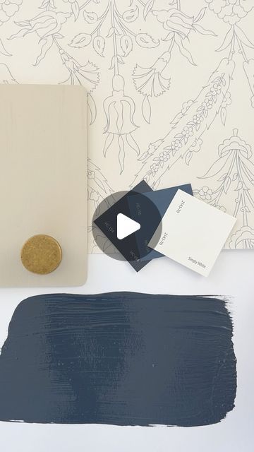 Loralee AhMu on Instagram: "One of Benjamin Moore’s most popular colors is…. Hale Navy. It’s popular because it is a classic, timeless navy blue that is incredibly adaptable to different lighting conditions and styles.  In natural daylight, Hale Navy can appear as a true navy, and the blue tones will be very present and vibrant. As the light changes, the color may look more subdued and the gray undertones can become more apparent, giving it a more muted and sophisticated presence.  In artificial lighting, Hale Navy can either skew more towards the blue or show its gray side depending on whether the light is warm or cool. With warm lighting, it might appear softer, whereas cool lighting can bring out the boldness of the blue.  ✨Have you used Hale Navy in your home? We’d love to hear your th Hale Navy Wallpaper, Benjamin Moore Hale Navy Accent Wall, Hale Navy Vs Naval, Hail Navy Paint Benjamin Moore, Muted Navy Blue Paint, Hale Navy Benjamin Moore, Navy Blue Decor, Artificial Lighting, Hale Navy