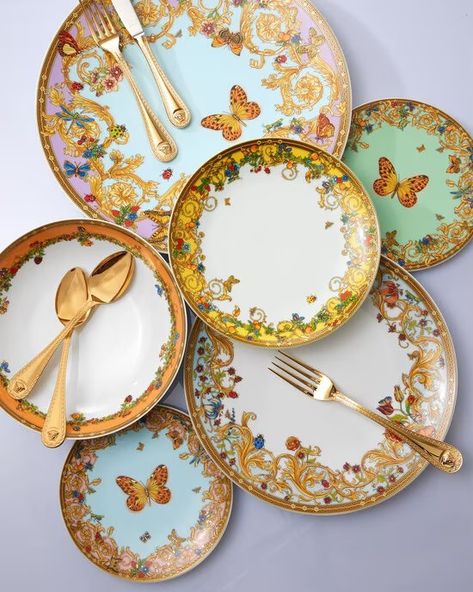 Designer Plates, Enchanting Garden, Luxury Plates, Tablescape Inspiration, Charger Plate, Deep Plate, Appointment Book, Versace Collection, The Dinner