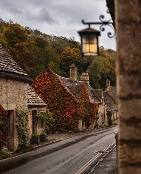 Little Pieces of Britain’s Instagram photo: “⁣⁣ All credits for this beautiful Britain shot go to the very talented photographer : 📸 @whatstacydid ⁣⁣ Selected by @adamjason1…” England Aesthetic, Castle Combe, Beautiful Villages, Autumn Cozy, English Countryside, Autumn Aesthetic, Uk Travel, Beautiful Buildings, Pretty Places