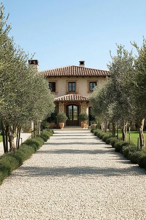 38 Stunning Tuscan Mediterranean Homes Modern Spanish Farmhouse, Resort Backyard, Tuscan Patio, Italian Courtyard, Mediterranean Houses, Tuscan House Plans, Spanish Farmhouse, Modern Tuscan, Gardener Aesthetic