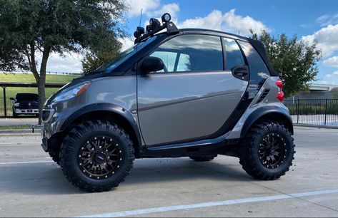 Lifted Smart Fortwo Lifted Smart Car, Smart Car Fortwo, Smart Car Body Kits, Smart Cars, Radio Flyer Wagons, Electric Bike Kits, Dream Car Garage, Honda Civic Hatchback, Car Trunk Organization