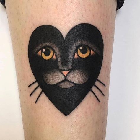 Tier Tattoo, Black Cat Tattoos, Kunst Tattoos, Tattoos Mandala, Tattoo Old School, Cat Tattoos, Cat Tattoo Designs, Tattoo Cat, Traditional Ink