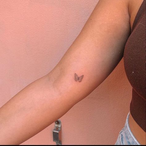 Underarm Tattoo, Simple Butterfly Tattoo, Small Pretty Tattoos, Petite Tattoos, 4 Tattoo, Shoulder Tattoos For Women, Minimalist Tattoos, Classy Tattoos, Discreet Tattoos