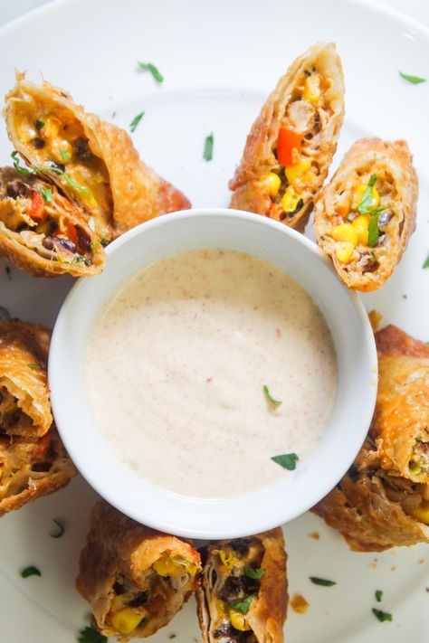 Southwest Eggroll Dip, Southwest Eggrolls Recipe, Egg Roll Dipping Sauce, Egg Roll Sauce, Southwest Eggrolls, Wrapper Recipes, Southwest Egg Rolls, Chicken Egg Rolls, Party Bites