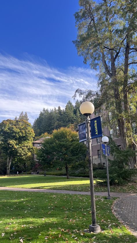 Wwu | western Washington University | college | campus | academia | fall | autumn Western Washington University, Washington University, Western Washington, University College, University Of Washington, College Campus, University Campus, Colleges And Universities, Fall Autumn