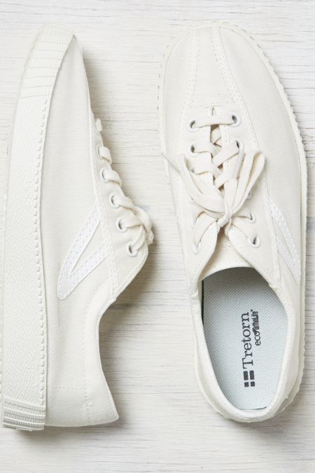 American Eagle Outfitters AEO Tretorn Tournament Canvas Sneakers Tretorn Shoes, American Eagle Men, White Trainers, Mens Outfitters, Canvas Sneakers, White Shoes, Lace Up Shoes, Sneakers White, Summer Shoes