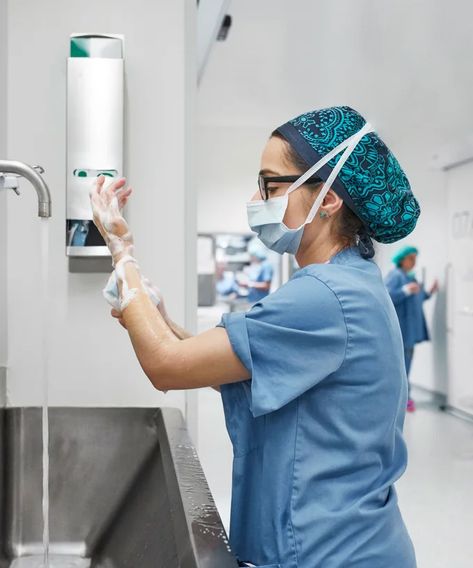 Nurse Betty, Hospital Workers, Blood Donation, Emergency Medicine, American Red Cross, Healthcare Workers, Helping Other People, Medical Supplies, Beauty Brand