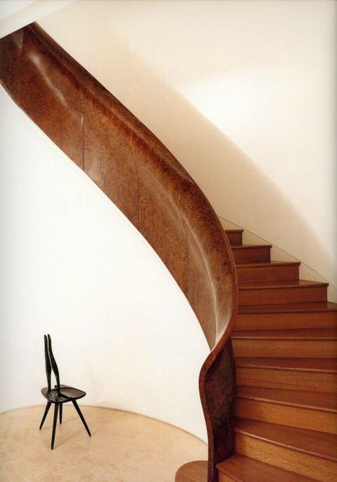 Beautiful staircase Stair Case, Wooden Staircases, Curved Wood, Interior Stairs, Design Living Room, Staircase Design, Stairs Design, Architectural Digest, House Inspo