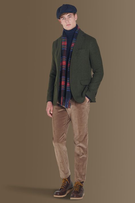 Agli amanti dello stile mix and match, testimoni dell'eleganza senza tempo del tweed, questa giacca monopetto permetterà di strutturare outfit autunnali ricchi di colori e stili. Pensata per un uomo che ami osare con il proprio guardaroba. Giacca In Tweed, Mix & Match, Mix And Match, Black