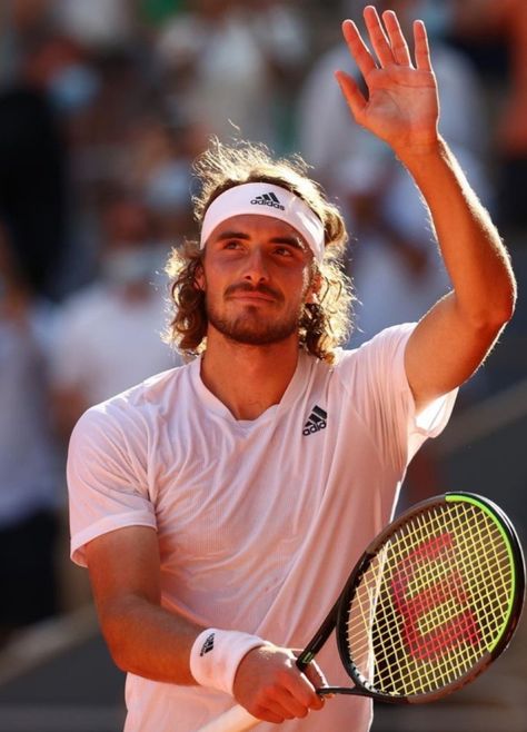 Stefano Tsitsipas, Stefanos Tsitsipas, Tennis Aesthetic, Professional Tennis Players, Tennis World, Match Point, Great Beards, Tennis Player, Wimbledon