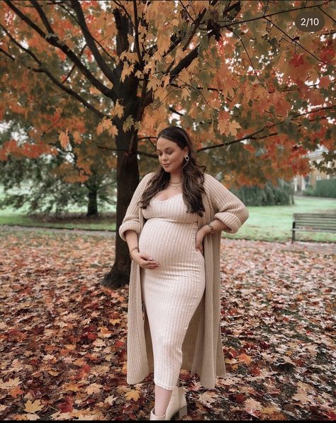 Pregnancy Style Fall, Midsize Pregnancy, Bump Friendly Outfits, Chic Outfit Casual, Style Midsize, Neutral Outfit Ideas, Outfit Midsize, Outfit Casual Chic, Friendly Outfits