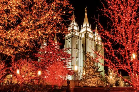 Temple Square Christmas, Temples Lds, Slc Temple, Lds Temple Pictures, Salt Lake City Temple, Slc Utah, Tabernacle Choir, Mormon Temples, Temple Square