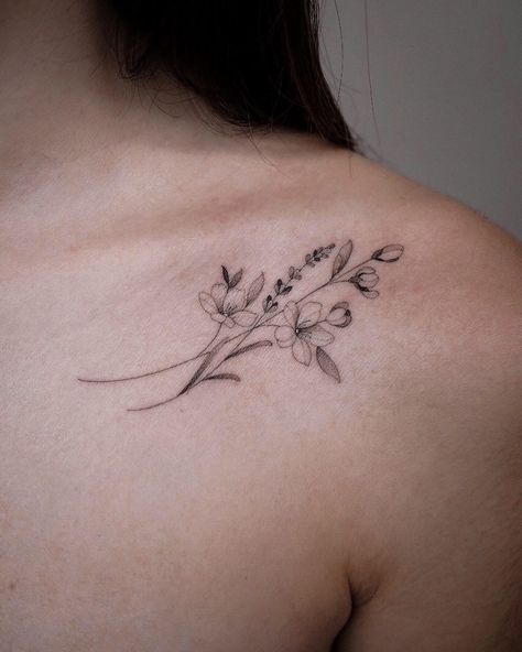 #lavender #sakura #sakuratattoo #cherrytattoo #flowertattoo #floraltattoo #finelinetattoo #minitattoos #smalltattoo #tinytattoo Flowers With Lavender, Tiny Flower Tattoos, Compass Rose Tattoo, Sakura Tattoo, Lavender Tattoo, Sakura Flowers, Flower Tattoo Shoulder, Cherry Flower, Cute Tattoos For Women