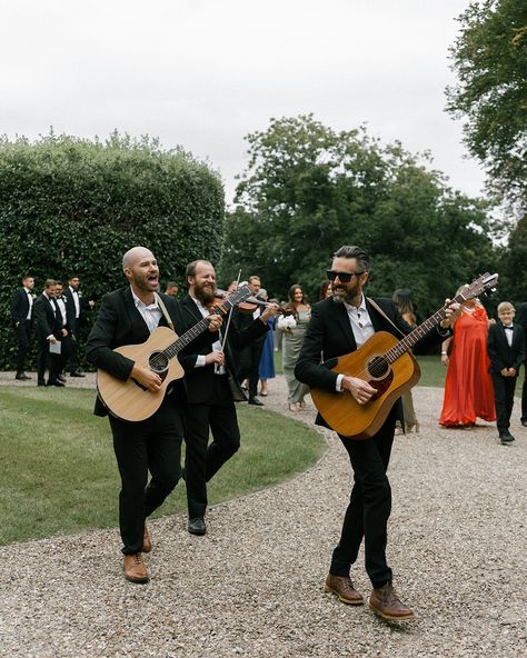 R&A having a little moment whilst guests make their way to cocktails led by a three piece band… . Photo @emmawilder_photography Planner @inawe_weddings Dress @viviennewestwood @brownsbride Mua @gemmapeacemakeup Hair @hairbyjaypinder Venue @findon_place Cake @birchhousebakery Florals @wizzandwild Eve Band @thewhitekeysuk Day band @wanderingthreeband Video @thesmithsandco Rentals: @beseated_hire @theluxurycollection @casadigaialtd @just_4_linen @sailandpeg . #ukweddingphotog... Findon Place, Photography Planner, Weddings Dress, Nyc Wedding, Uk Wedding, Three Piece, R A, Wedding Photographer, Wedding Photographers