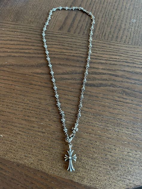 2 Cross Necklace, Chrome Cross Necklace, Chrome Hearts Grills, Chrome Hearts Necklace Outfit, Chrome Hearts Cross Necklace, Chrome Hearts Pendant, Chrome Hearts Accessories, Chrome Hearts Cross Tattoo, Chrome Heart Necklace