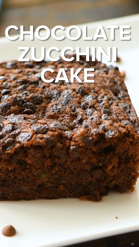 Quick and easy Zucchinic Cake loaded with chocolate! This moist, tender and delicious cake recipe uses fresh zucchini and is loaded with chocolate chips. You won't even know there is any zucchini in it. It's the perfect recipe for using up your zucchini out of the garden! #recipe #zucchini Healthy Chocolate Zucchini Bread, Chocolate Zucchini Cake Recipe, Courgette Cake, Zucchini Cakes Recipe, Chocolate Chip Zucchini Bread, Recipe Zucchini, Fresh Zucchini, Chocolate Zucchini Cake, Chocolate Zucchini Bread