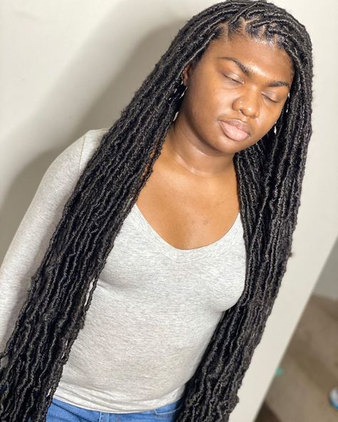 Diff Hairstyles, Soft Locs Hairstyles, Color Locs, Hairstyles Everyday, Havana Twists, 3 Hairstyles, Faux Loc, Boho Locs, Soft Locs