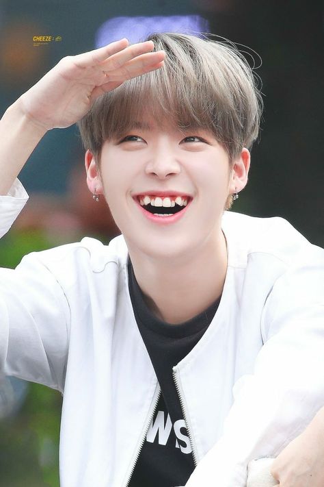 Verivery Yeonho, Ft Island, Jellyfish Entertainment, E Last, Male Artist, Body Reference, Good Smile, Kpop Boy, Bias Wrecker