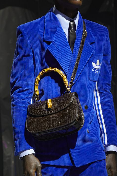 Gucci Offers New Takes On House Icons for Fall 2022 - PurseBlog Gucci Shoes Outfit, Alessandro Michele Gucci, Gucci X Adidas, Adidas Gucci, Gucci Suit, Bags 2022, Contemporary Light, Gucci Brand, Looks Street Style