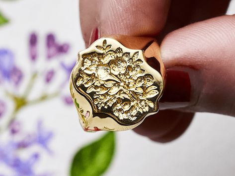 The Launch of the Rebus Century Signet Ring | 1920s Art Deco | Hand Engraved Garden Workshops, Signet Rings, 1920s Art, 1920s Art Deco, Art Deco Design, Antique Rings, Hand Engraving, Yellow Rose, Signet Ring