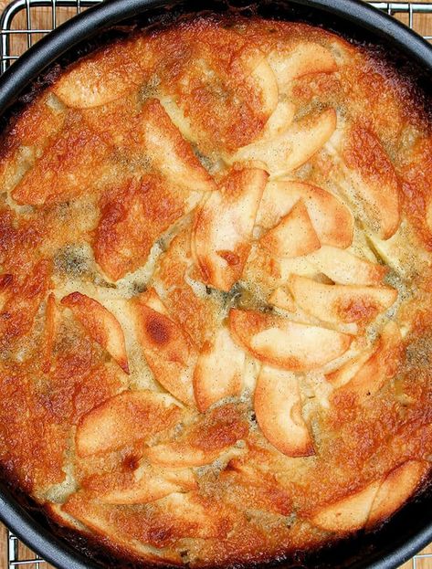 Bolzano Apple Cake | Alexandra's Kitchen Best Dessert Ever, Apple Cake Recipes, Best Dessert, Apple Desserts, Sweetie Pie, Apple Cake, Food 52, Cookies And Cream, Apple Recipes