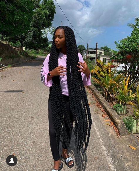 Long Marley twists 💕 Jumbo Marley Twists, Long Marley Twists, Yarn Locs, Marley Twist Hairstyles, Marley Twist, Senegalese Twist Hairstyles, Passion Twists, Aquarius Rising, Say Less