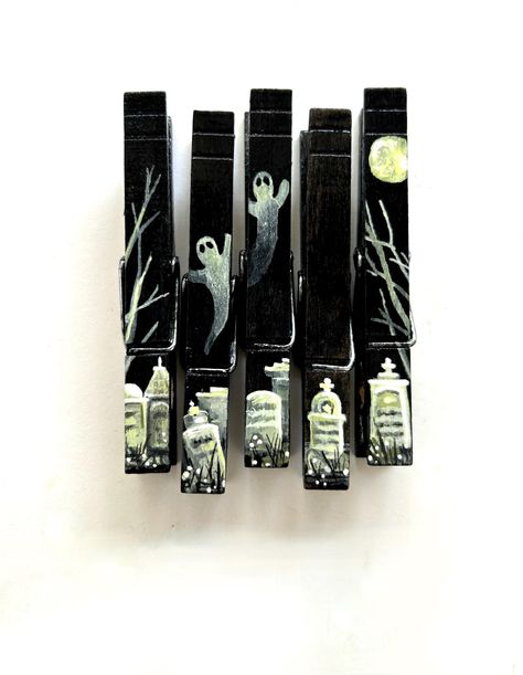 HAUNTED GRAVEYARD clothespins painted magnetic clothespin Halloween decor tombstones ghost treat bag clip classroom party favor Halloween Clothespin Crafts, Clothespin Bats, Clothespin Halloween Crafts, Fall Clothespin Place Cards, Halloween Clothespin, Ghost Treats, Haunted Graveyard, Clothespin Magnets, Bag Clips