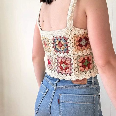 Granny Square Tank, Granny Square Shirt Tank Tops, Granny Square Tank Top, Fitted White Crochet Top With Granny Square Details, Fitted Sleeveless Granny Square Crochet Top, Multicolor Sleeveless Granny Square Top, Tank Top Pattern, Crochet Granny, Granny Square