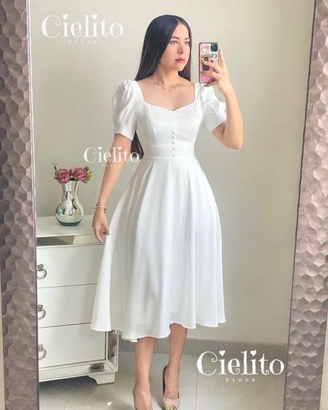 Classy Dress Outfits Plus Size, White Outfit Photoshoot, Crochet A Crop Top, White Dress Floral, Dress For School, Quick Easy Crochet, Simple Frock Design, Simple Frocks, Frock For Women