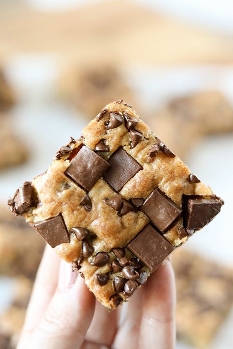 Chocolate Chunk Cookie Bars Cookies Bars, Dark Chocolate Cookies, Chocolate Chip Cookie Bars, Buttery Cookies, Chewy Chocolate Chip, Chocolate Chunk, Chocolate Chunk Cookies, 9x13 Baking Dish, Sweet Chocolate