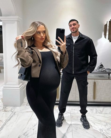 Tommy Fury, Pretty Pregnant, Baby Due, Cute Maternity Outfits, Pregnancy Looks, Future Mom, Due Date, Pregnancy Outfits, Love Island