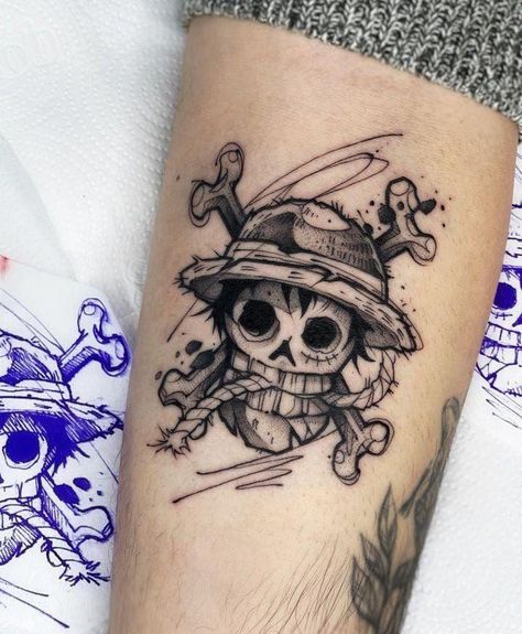 One Piece Tattoo Design, Luffy Tattoo, Tato Naruto, Gotik Tattoo, Tato Minimal, Manga Tattoo, One Piece Tattoos, Naruto Tattoo, Geek Tattoo