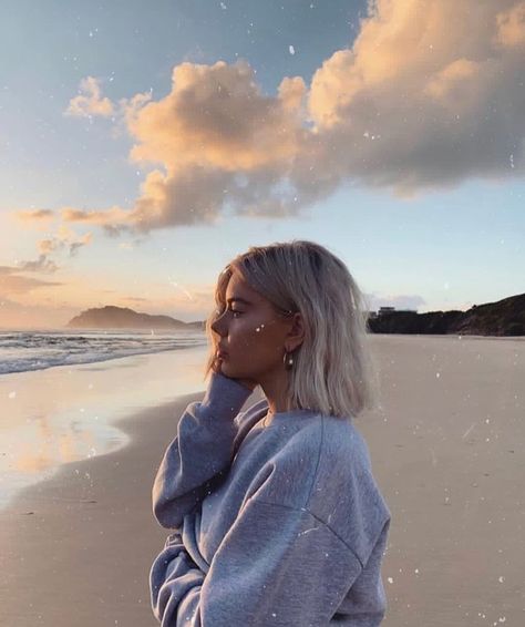 Shotting Photo, Foto Poses, Trik Fotografi, Instagram Pose, Instagram Photo Inspiration, Beach Poses, Beach Photoshoot, Long Hairstyles, Summer Photos