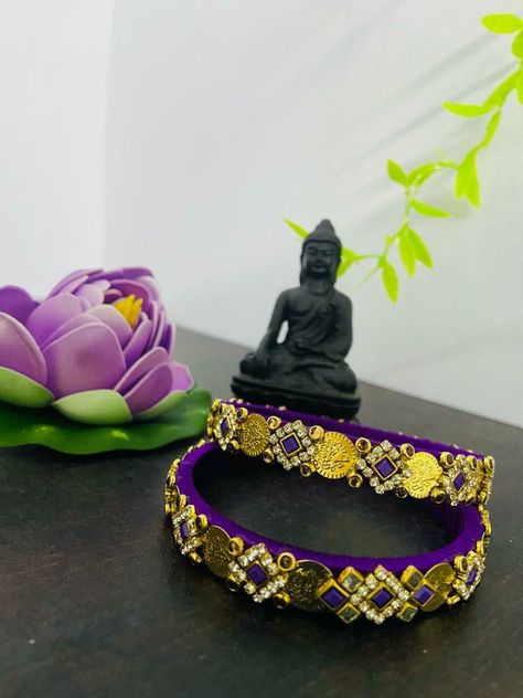 Homemade Bangles, Lotus Bangle, Silk Thread Earrings Designs, Bow Drawing, Silk Thread Bangles Design, Silk Bangles, Silk Thread Earrings, Diy Earrings Easy, Thread Bangles Design