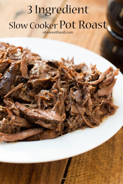 This is our new favorite slow cooker pot roast recipe and it's only 3 ingredients! I cannot even believe how perfect and juicy it was!! Slow Cooker Pot Roast Recipes, Slow Cooker Pot Roast, Worst Cooks, Oh Sweet Basil, Pot Roast Recipe, Slow Cooker Roast, Pot Roast Slow Cooker, Roast Recipe, Pot Roast Recipes