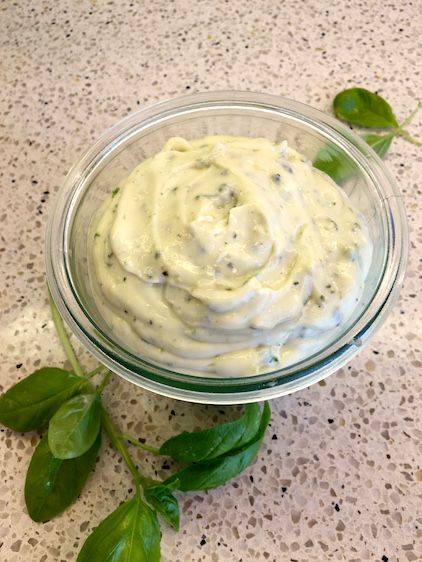 Basil Mayo Recipe, Basil Aioli Recipe, Aioli Mayo, Aioli Recipes, Pesto Aioli, Pesto Mayo, Pesto Recipes, Basil Pesto Recipes, Aioli Recipe