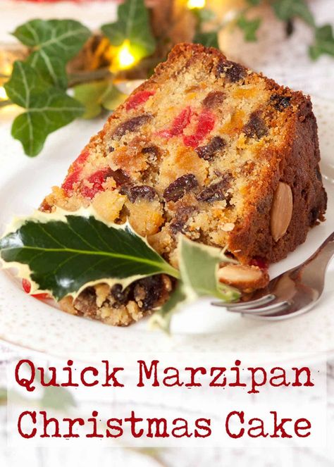 Marzipan Christmas, Fruit Cake Recipe Easy, Traditional Christmas Cake, Xmas Cakes, Marzipan Cake, Simple Desserts, Fruit Cake Christmas, Cake Mug, Christmas Cake Recipes